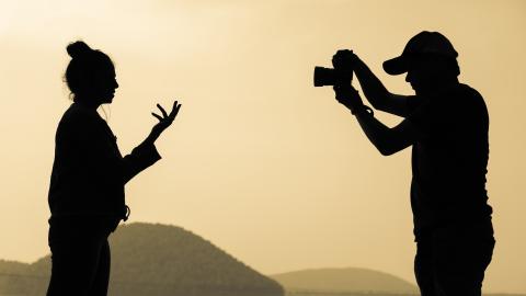 Silhouette of a tourist couple at Chandil Dam